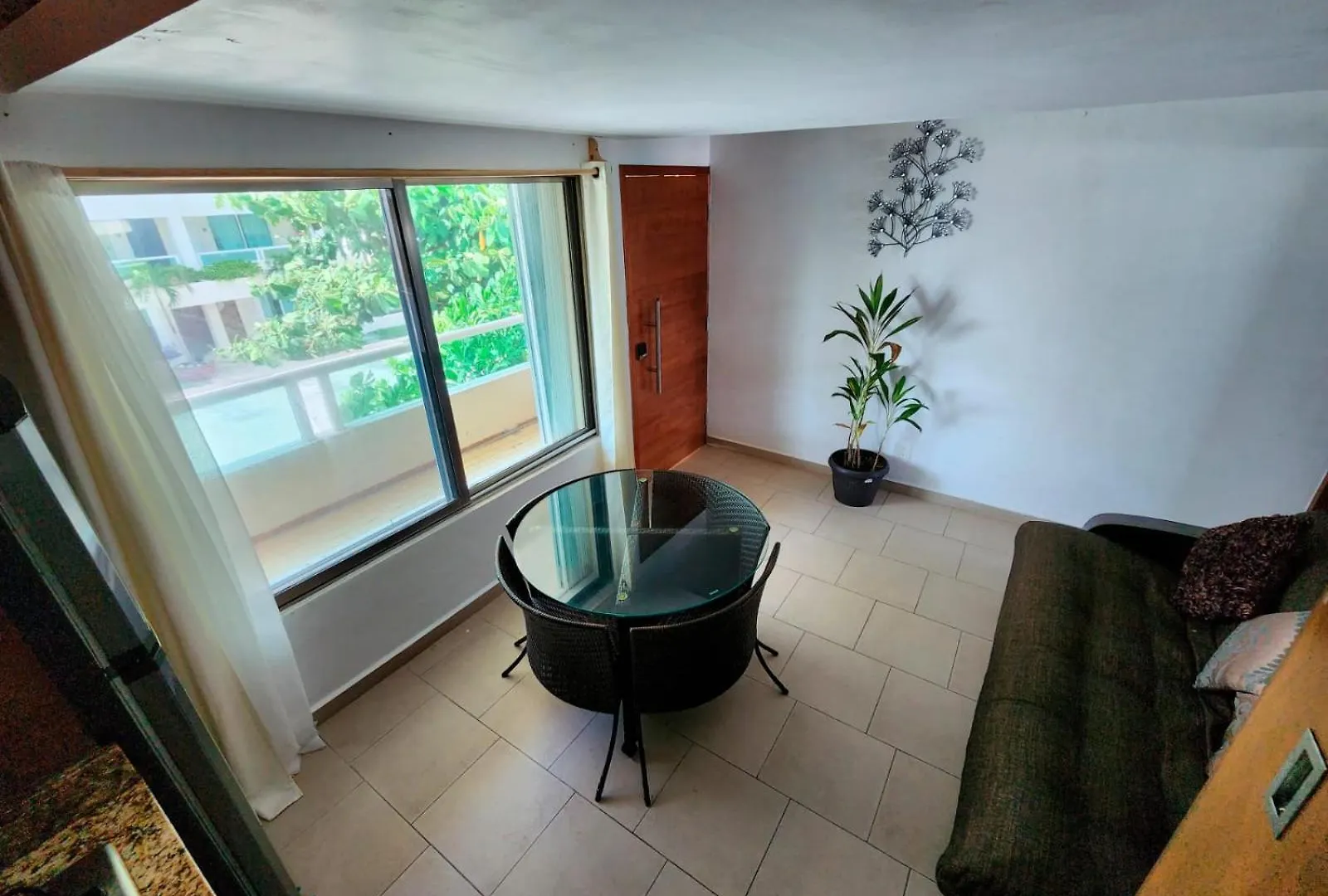 Beachfront Apartments Cancún 0*,