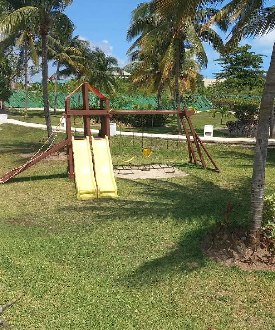 Beachfront Apartments Cancun
