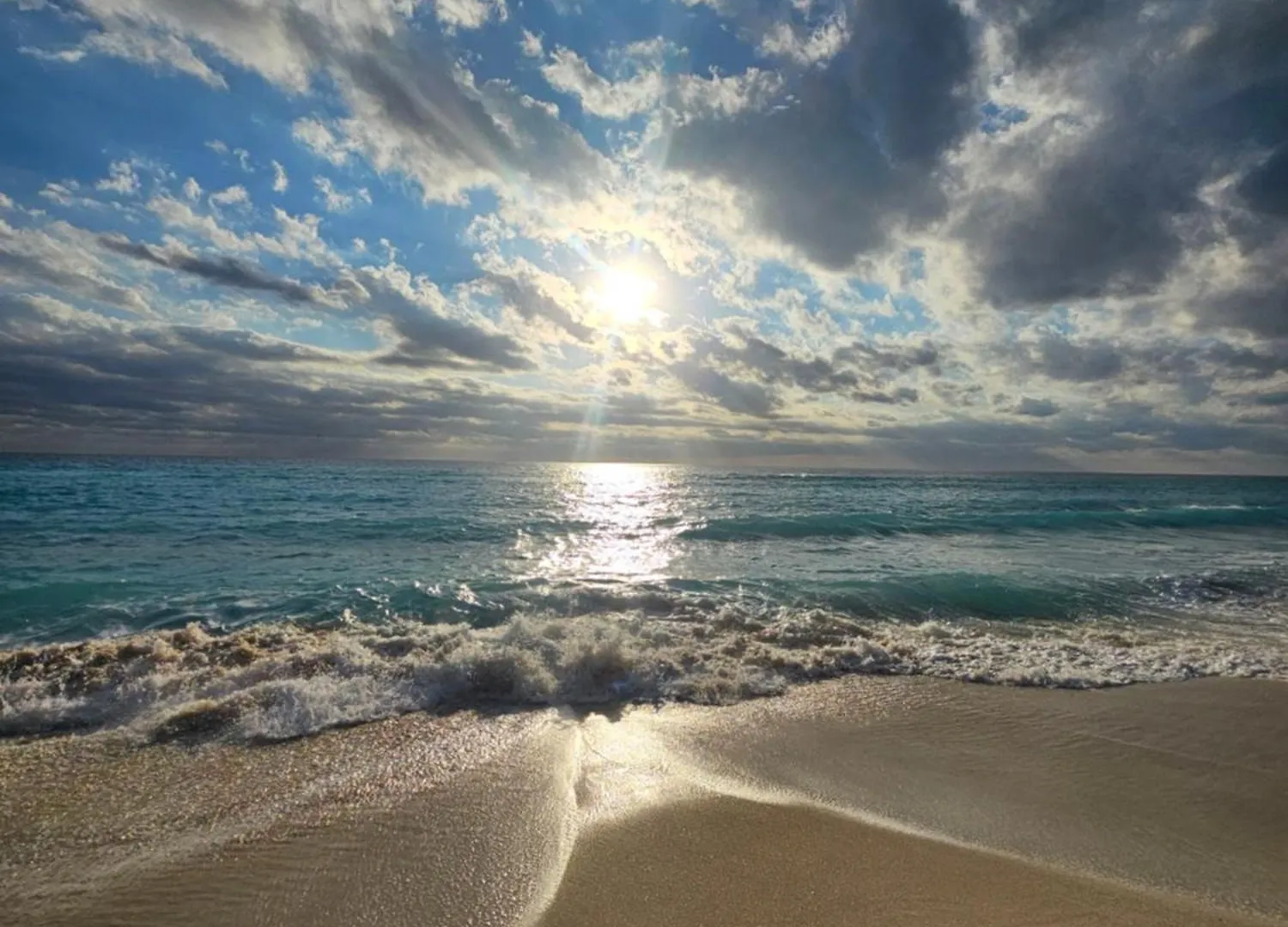 Beachfront Apartments Cancun